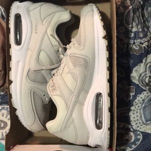 Air max size 9.5 fits like a 9